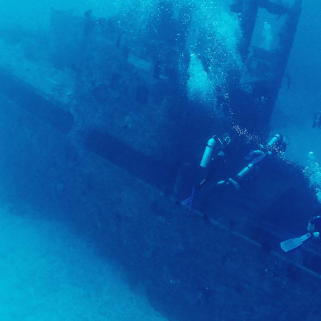Divers diving on the Semele with Big Blue Vanuatu on a dive package